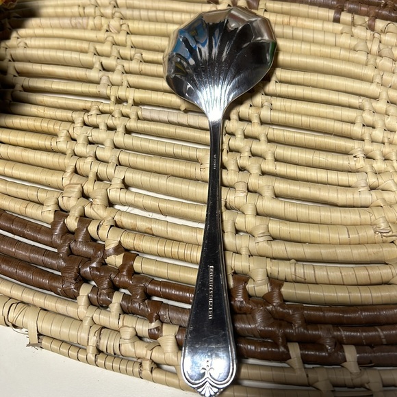 Preowned Vintage 6 EPNS Silver Plated Dessert Spoons & 1 Serving Spoon - Picture 6 of 7